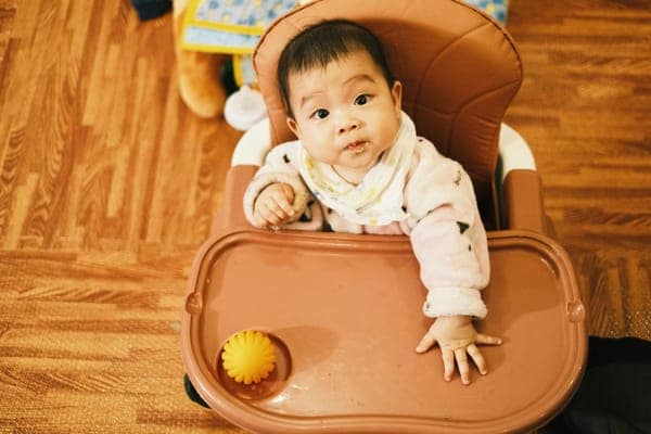 Blog 8-Baby Registry-Finding the Right High Chair for Mealtime Success.pdf-image-009